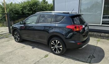 
									Toyota  RAV-4  2015 full								