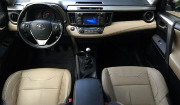 
									Toyota  RAV-4  2015 full								