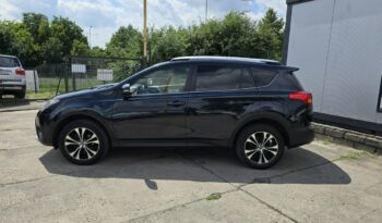 
									Toyota  RAV-4  2015 full								