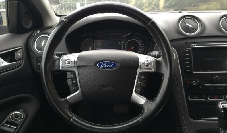 
								Ford  Mondeo  2013 full									