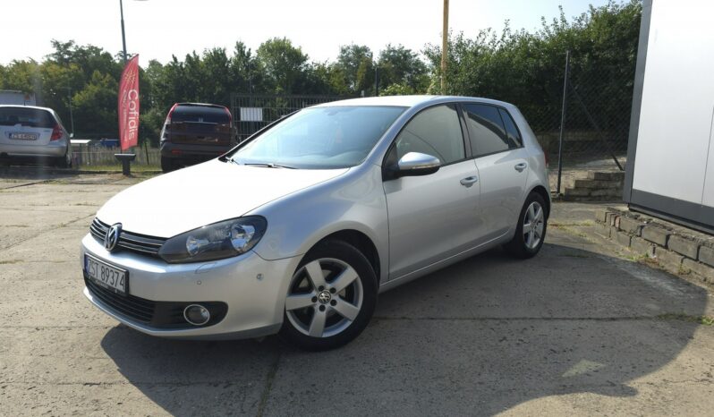 
								Volkswagen  Golf  2010 full									