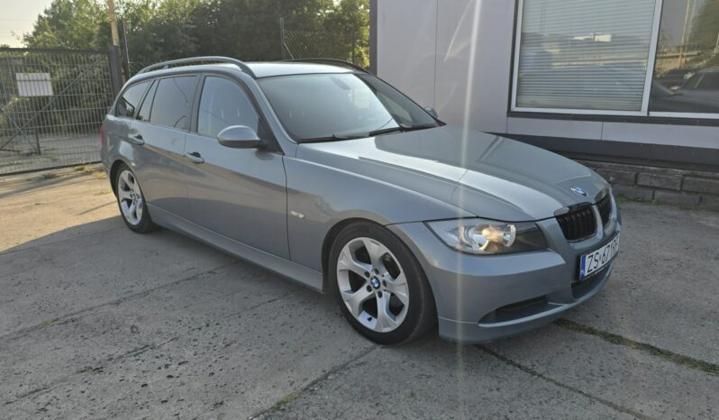 
								BMW  318  2008 full									