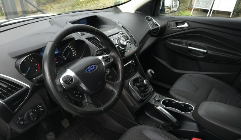 
								Ford  Kuga  2013 full									