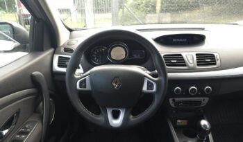 
									Renault  Megane  2012 full								