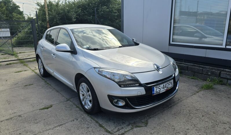 
								Renault  Megane  2012 full									