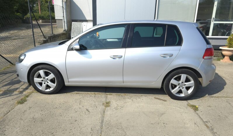 
								Volkswagen  Golf  2010 full									