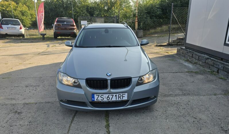 
								BMW  318  2008 full									