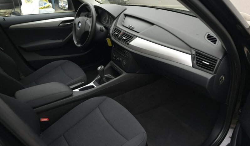 
								BMW  X1  2011 full									