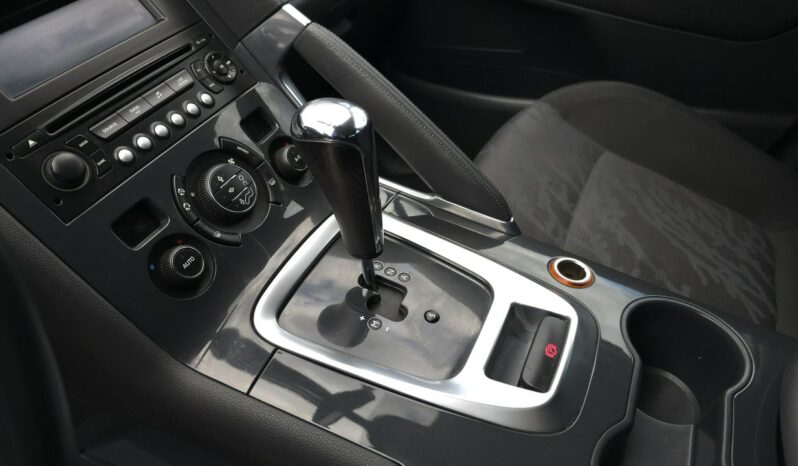 
								Peugeot  3008  2010 full									