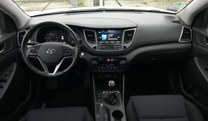 
								Hyundai  Tucson full									