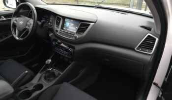 
									Hyundai  Tucson full								
