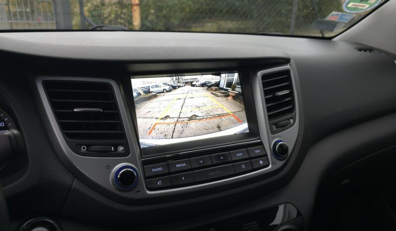 
								Hyundai  Tucson full									