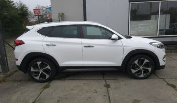 
									Hyundai  Tucson full								