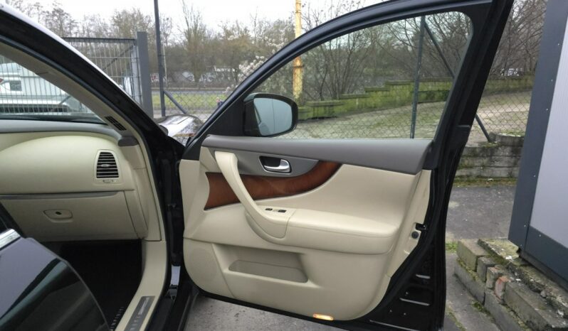 
								Infiniti  FX 50 full									