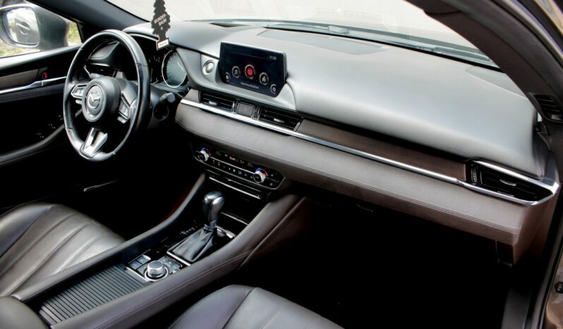 
								Mazda  6 full									