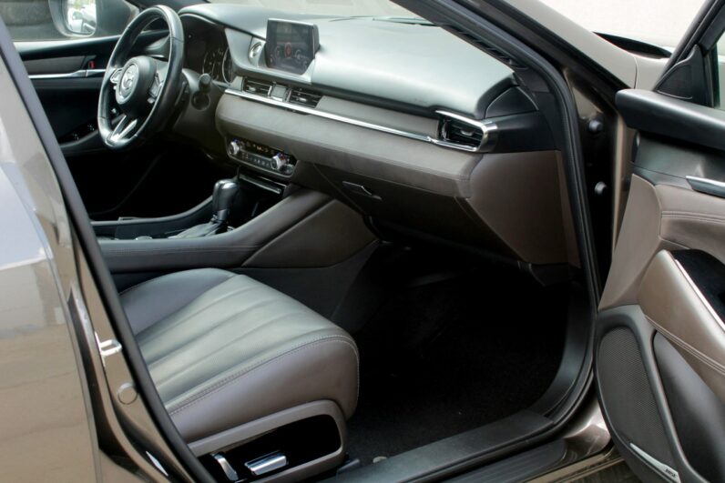 Mazda  6