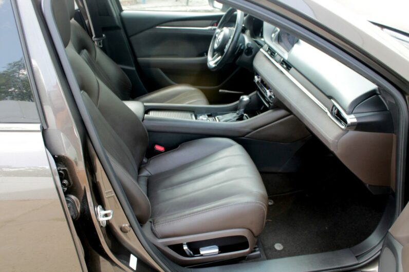 Mazda  6