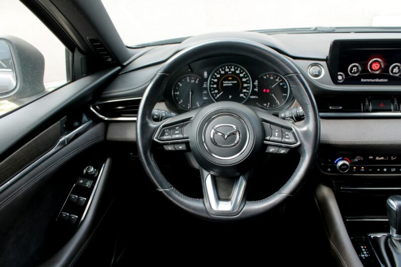 Mazda  6
