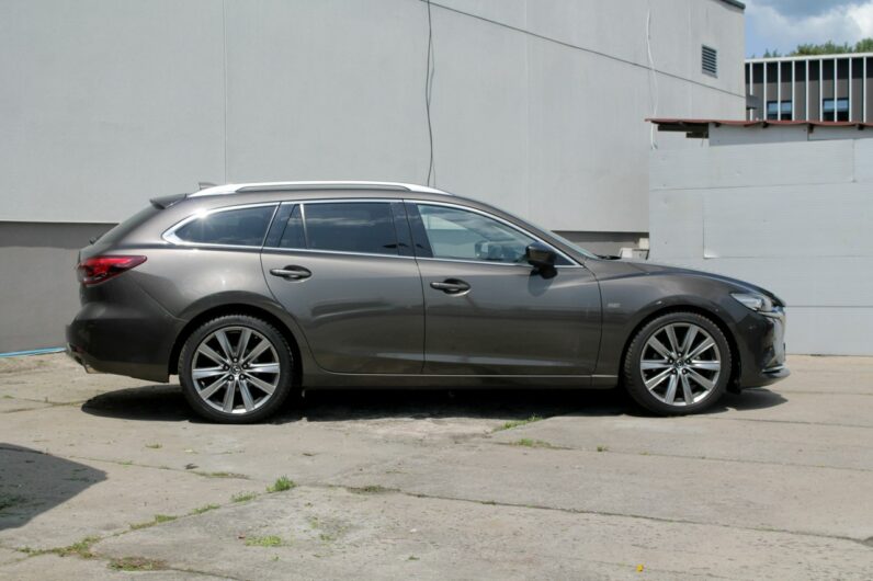Mazda  6